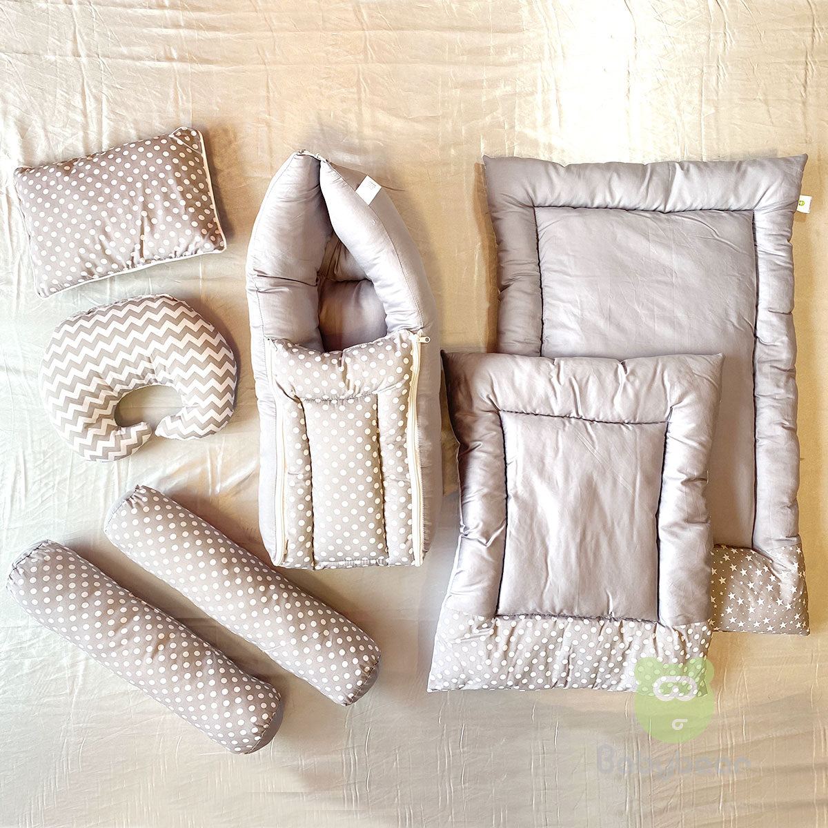 7 in 1 Baby Bedding Set - Polka dot and Waves