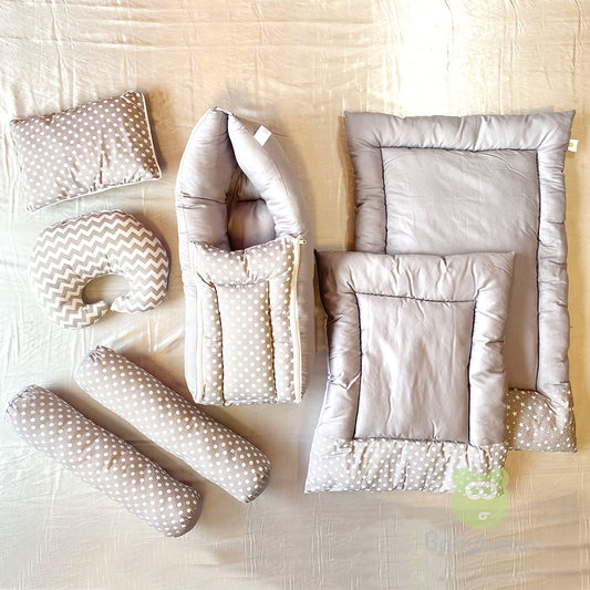 7 in 1 Baby Bedding Set - Polka dot and Waves