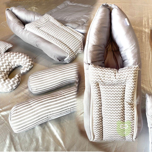 7 in 1 Baby Bedding Set - Stripes and Waves